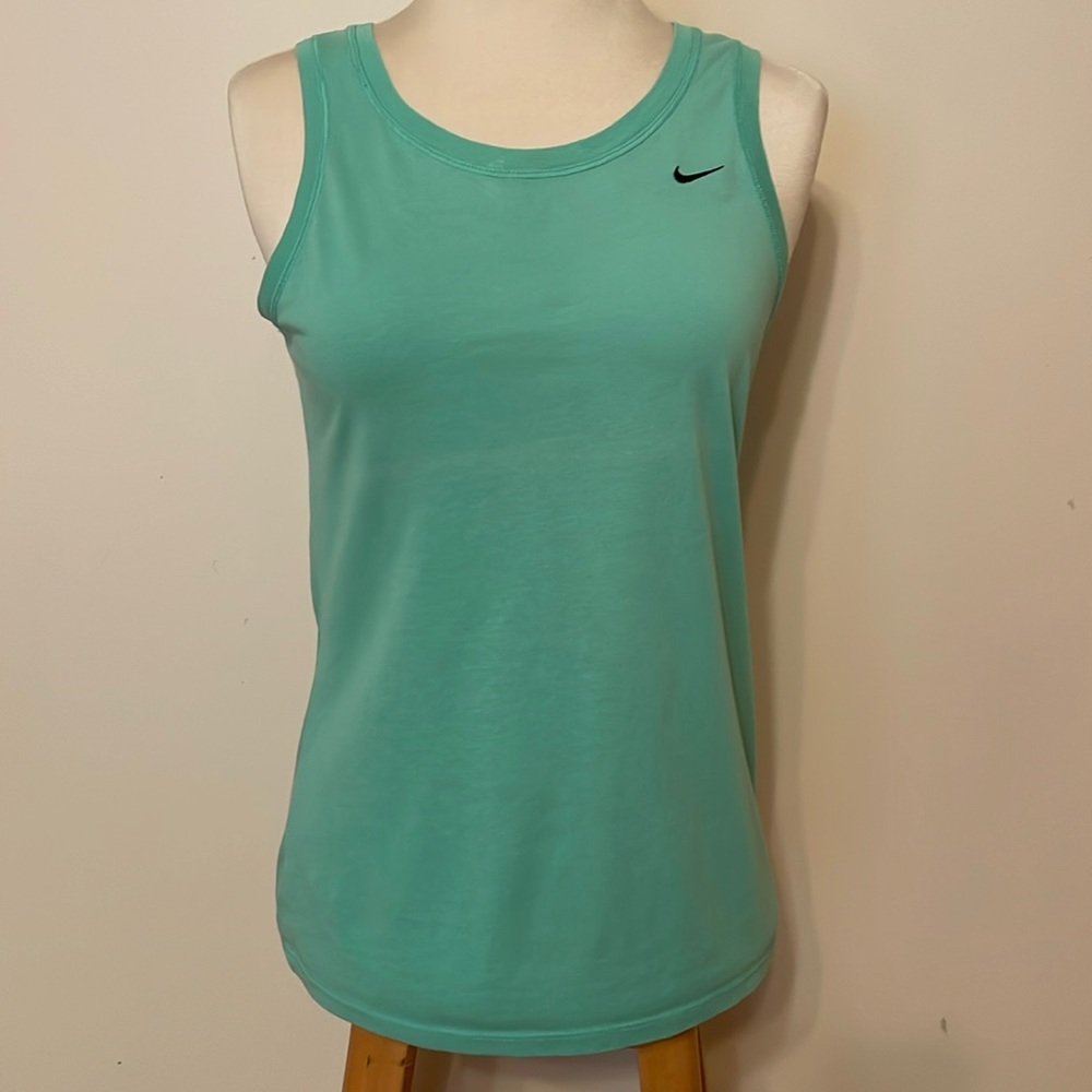 Nike sports tank - last call!